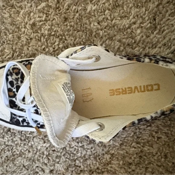 Converse Leopard Print Women's Shoes - Picture 3 of 3